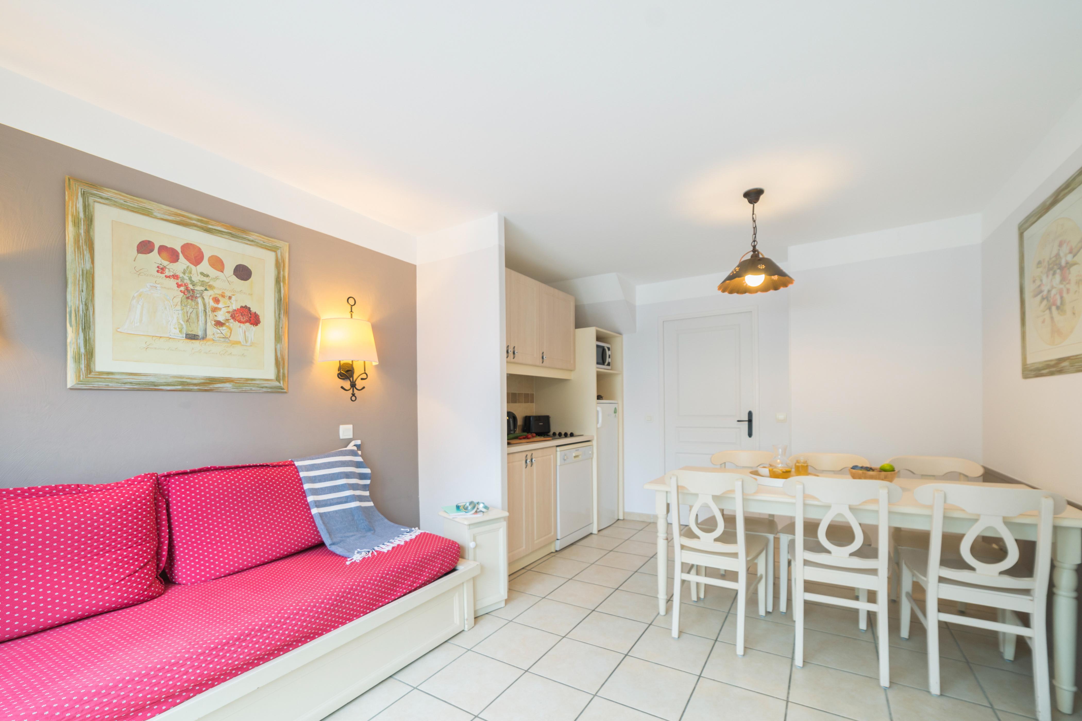 Village Pierre & Vacances Le Rouret Grospierres Εξωτερικό φωτογραφία