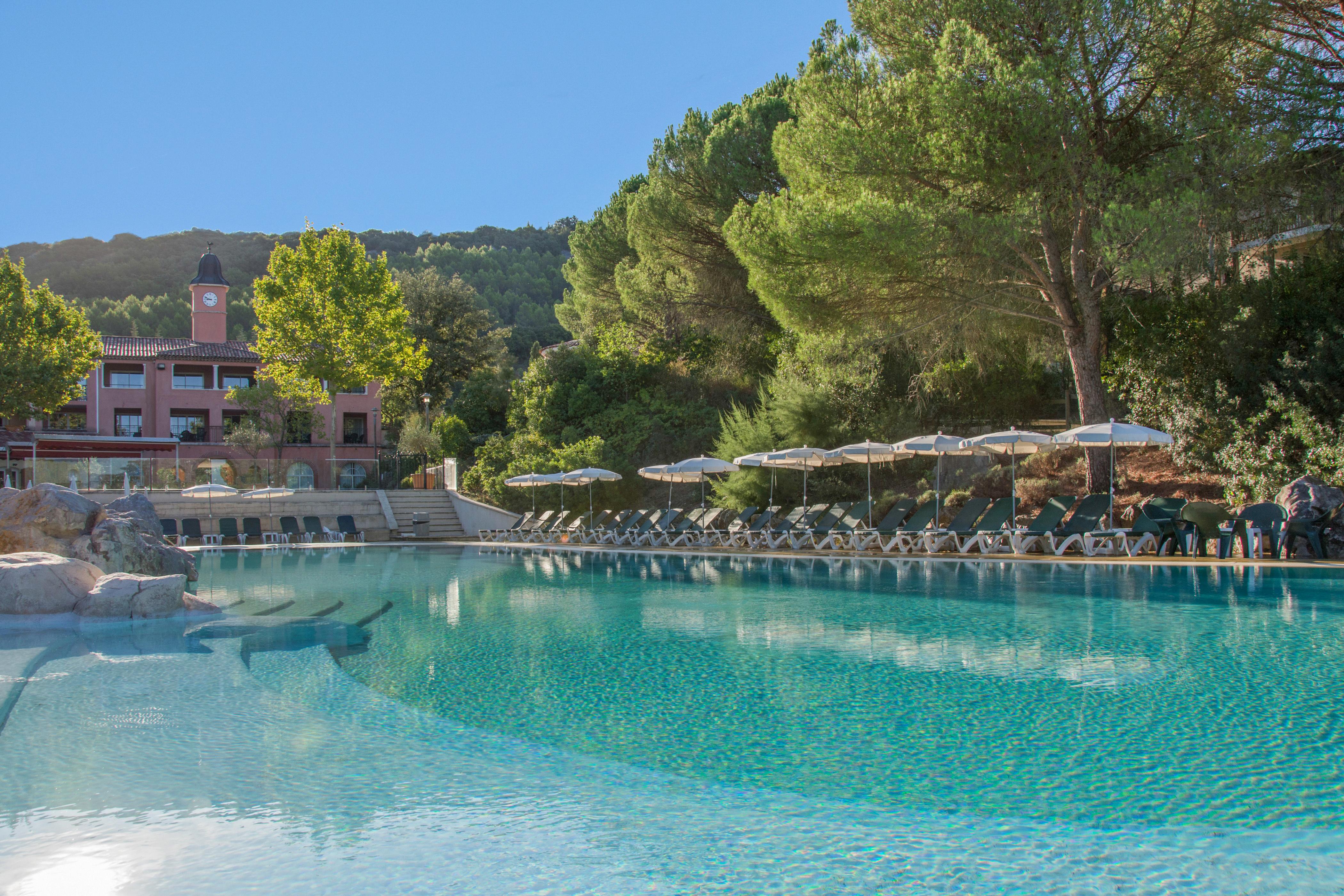 Village Pierre & Vacances Le Rouret Grospierres Εξωτερικό φωτογραφία