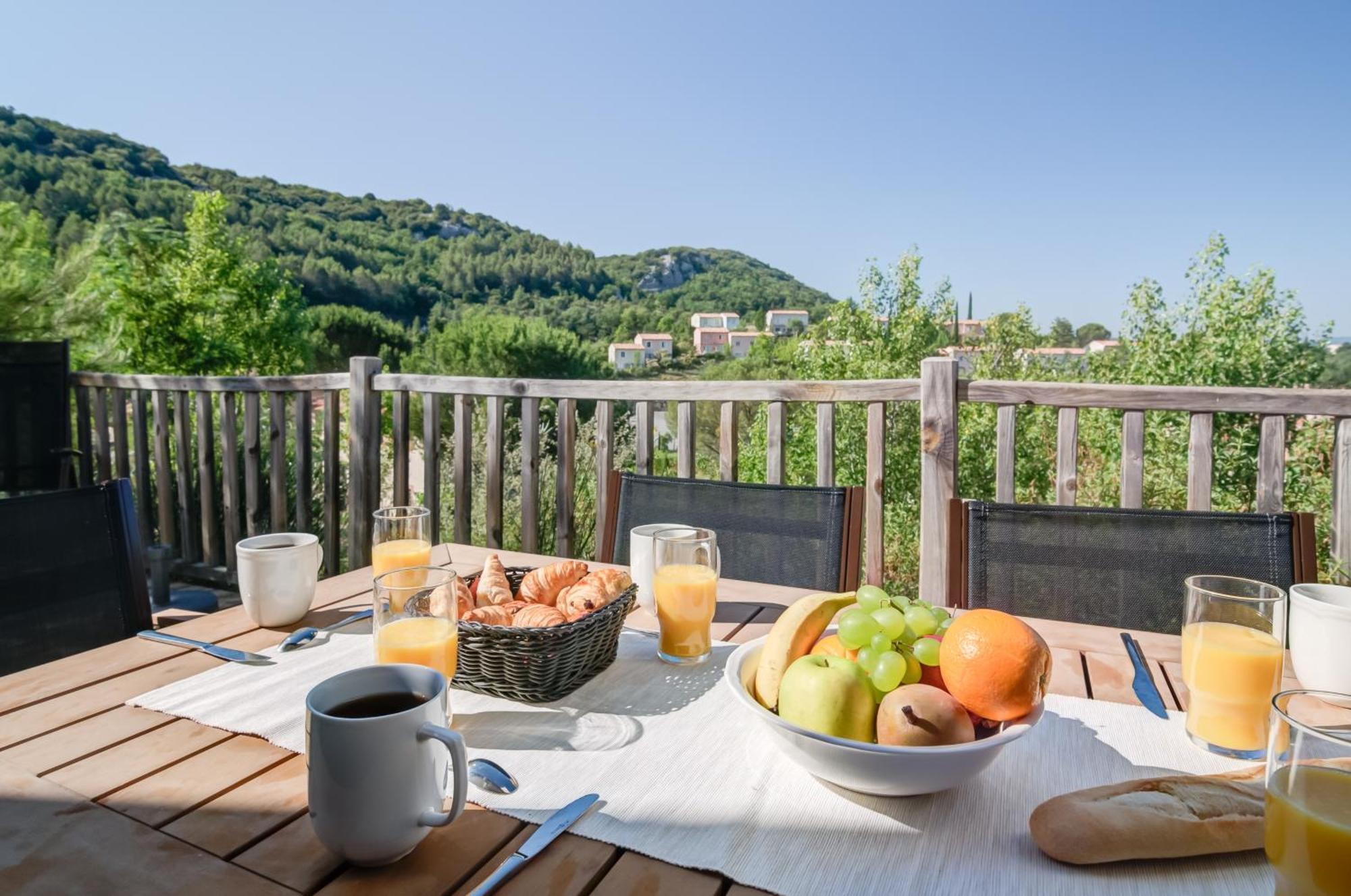 Village Pierre & Vacances Le Rouret Grospierres Εξωτερικό φωτογραφία