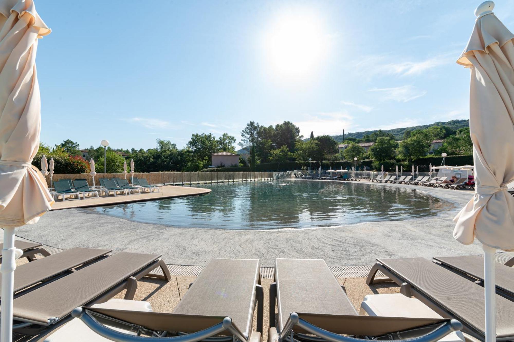 Village Pierre & Vacances Le Rouret Grospierres Εξωτερικό φωτογραφία